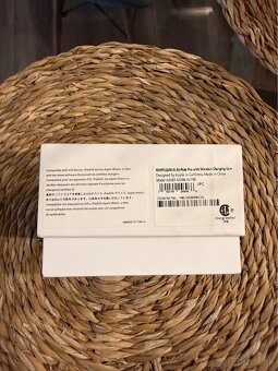 AirPods 1 Pro box - 2