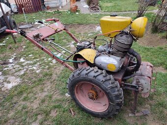 Predám traktorik - 2
