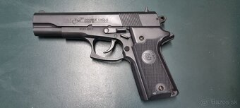 Airsoftová pištol - 2