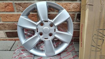 Puklica Kia Rio - 2