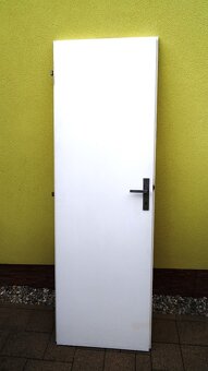BIELE DVERE 60 P - 2