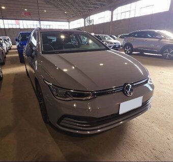 Volkswagen Golf VIII Variant 2.0 TDI 85kw DSG Led - 2