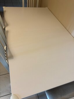 Jedalensky stol rozkladaci + 4 stolicky - 2