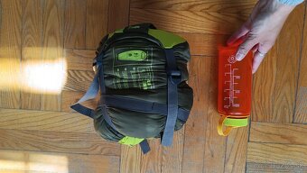 Spací vak McKinley Trekker R10 (syntetika) - 2