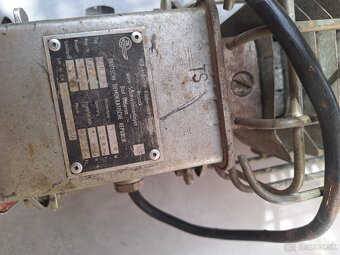 Predám retro elektricky ohrievač. - 2