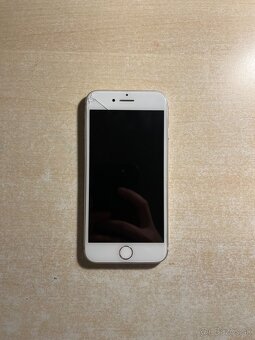 Biely IPhone 8 - 128 GB - 2