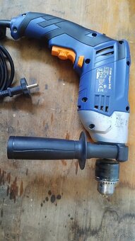 Elektrická vrtačka 230v / 710w - 2