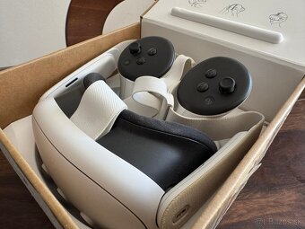 VR headset Meta Quest 3 128GB - 2