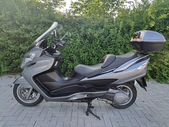 Suzuki Burgman 400 K7 - 2