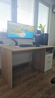 Predám PC stôl 137x60 - 2