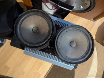 2x Subwoofer - 2