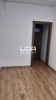 Prenájom kancelárskych priestorov  v exponovanej časti Bánov - 2