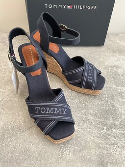 Sandále Tommy Hilfiger NOVÉ - 2