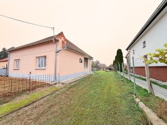 RODINNÝ DOM | VEĽKÝ POZEMOK | MOŽNOSŤ REKONŠTRUKCIE - 2