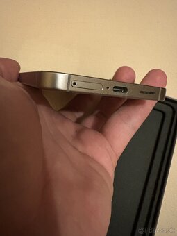 Samsung galaxy S25 256GB - 2