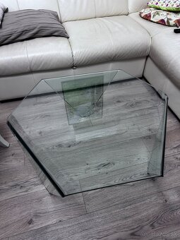 Dizajnový sklenený stôl - 2