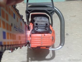 Predám Husqvarna 365 x-torq - 2