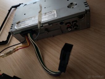 Predám avto radijo SONY 4X55 VATI - 2