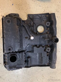 Kryt motora Škoda - 2