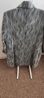 Dámsky kvalitný kabát - 2