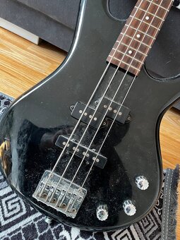 Basgitara IBANEZ - 2