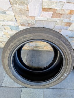 Letné pneu na Teslu 235/45 R18 - 2