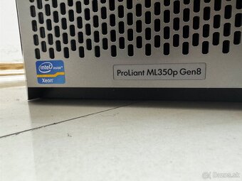 Výkonný server HPE ProLiant ML350p Gen8 - 2