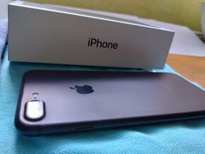 Apple iPhone 7 plus - 2