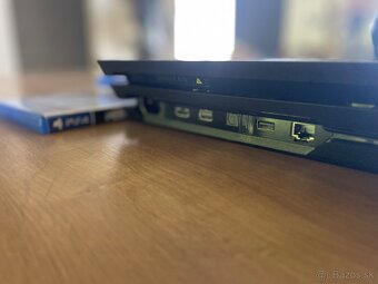 Playstation 4 PRO - 2