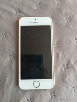 📱 iPhone Se 1 gen 16 GB Plne funkčný, batéria ?% - 2