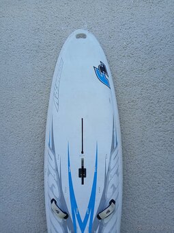 Windsurfing doska pre začiatočníkov so stredovou plutvou - 2