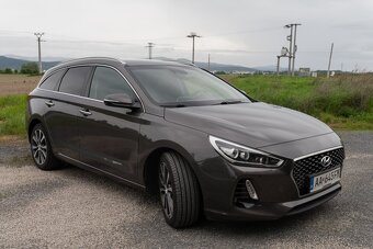 Hyundai i30, 1.6 CRDi, vysoká výbava Style, 100kw, Automat - 2
