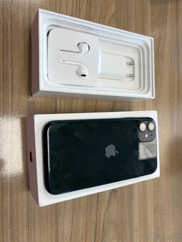 Predám IPhone 11 - 2