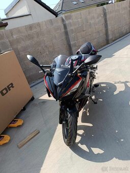 QJ MOTOR SRK 125R "REZERVOVANÁ - 2