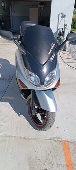 Yamaha Tmax 500 - 2