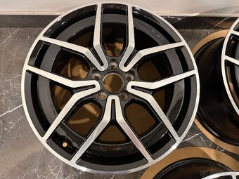 original mercedes r19 C-Klasse W206 S206 - 2