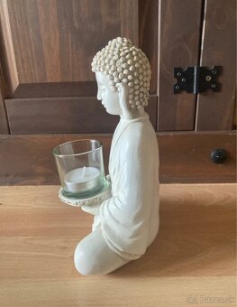 Budha svietnik zn.Bpc collection - 2