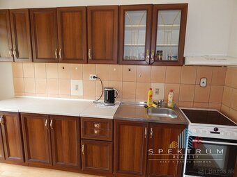 SPEKTRUM REALITY- Na Predaj 3-izbový byt, 69.7 m2, Kremnica, - 2