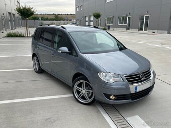 Volkswagen Touran 2.0 TDI DSG Sportline Facelift - 2