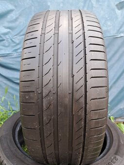 Ponúkam 2 letné pneumatiky Continental Conti 235/45 R18 - 2