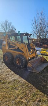 Šmykový nakladač Case 1845 C r.v.1997 42kw s tp a špz 2912mt - 2