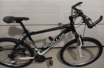 Kellys Oxygen 20" rám, kolesá 26" - 2