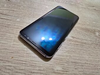 Samsung Galaxy s8 plus v top stave bez jedineho skrabanceku - 2