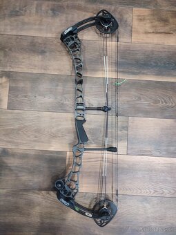 Predám kladkový luk Mathews TRX 36 - 2