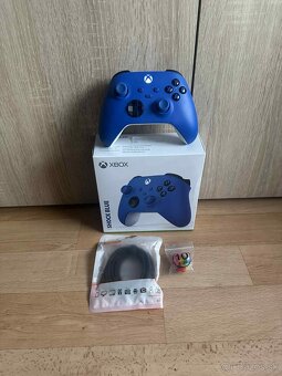Xbox Series S/X ovládač (Shock Blue, komplet balenie) - 2