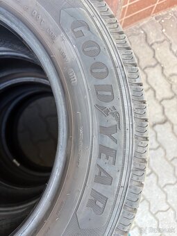 215/65R16C letné - 2