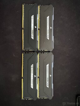 Corsair DDR4 Ram 4x8GB 32GB - 2