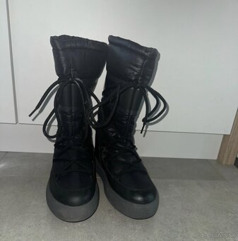 Moon Boot - 2
