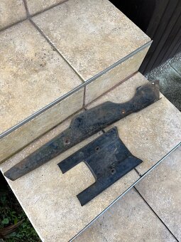 Bočný plech + plast Babetta 207 - 2