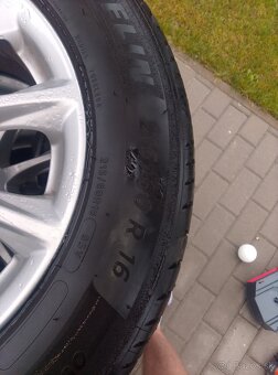 Kolesá Ford 215/60R16 - 2